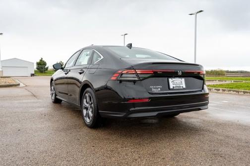 Crystal Black Pearl 2024 Honda Accord EX