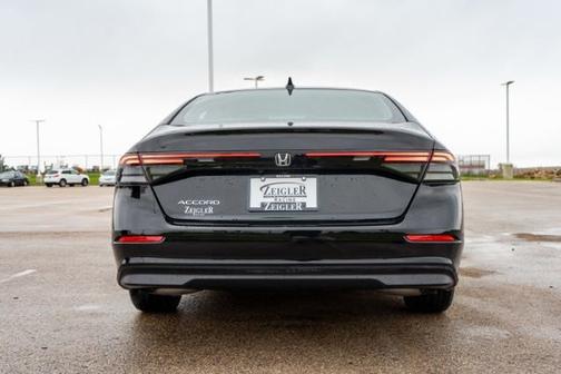 Crystal Black Pearl 2024 Honda Accord EX