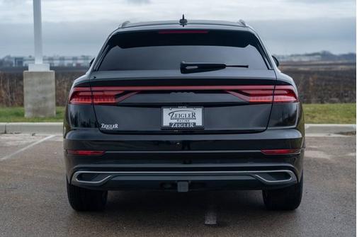 2019 Audi Q8 Premium