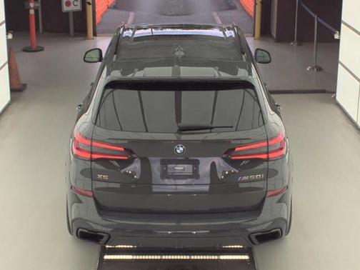 2022 BMW X5 M50i