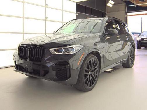 2022 BMW X5 M50i