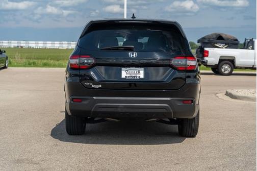 2023 Honda Pilot LX