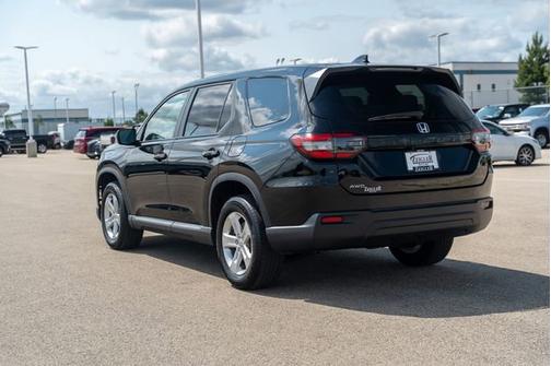 2023 Honda Pilot LX