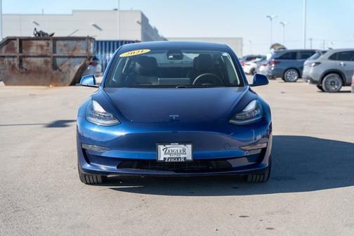 2021 Tesla Model 3 Standard Range Plus
