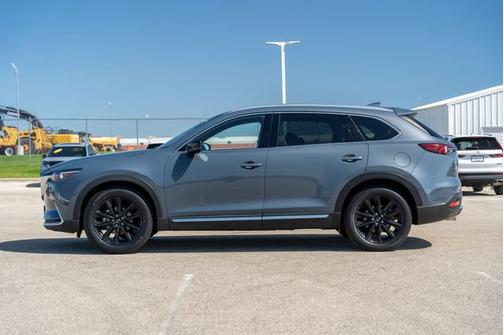 2022 Mazda CX-9 Carbon Edition