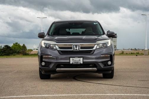 Lunar Silver Metallic 2020 Honda Pilot EX