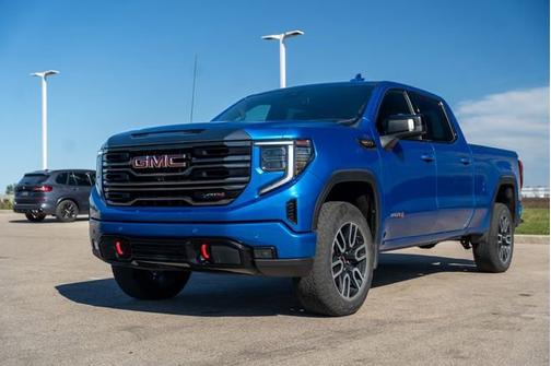 2023 GMC Sierra 1500 AT4