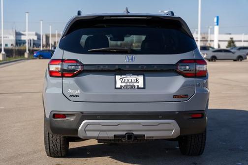 2025 Honda Pilot TrailSport