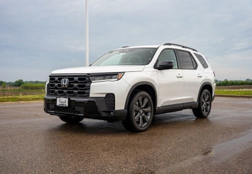 Platinum White Pearl 2026 Honda Pilot Sport
