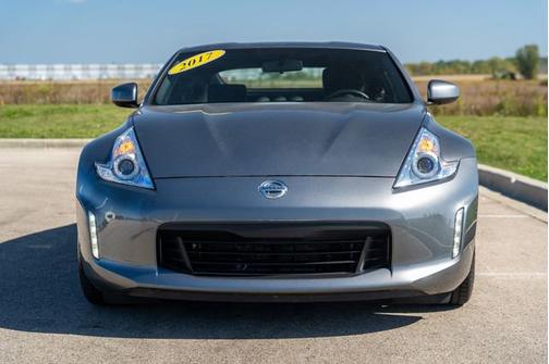 2017 Nissan 370Z Base