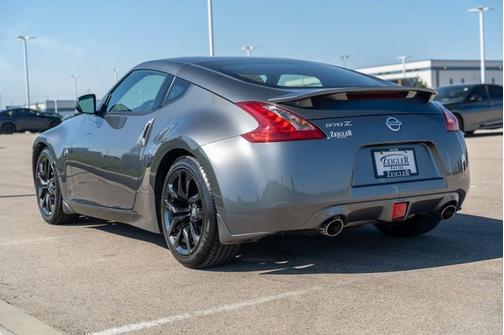 2017 Nissan 370Z Base