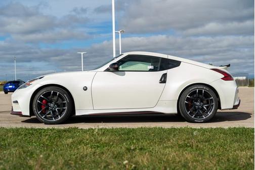 2020 Nissan 370Z NISMO