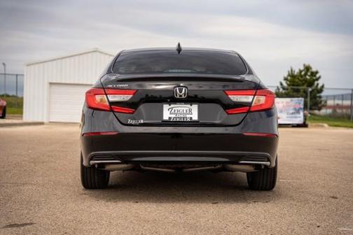 Crystal Black Pearl 2018 Honda Accord LX