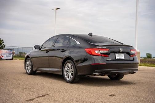 Crystal Black Pearl 2018 Honda Accord LX