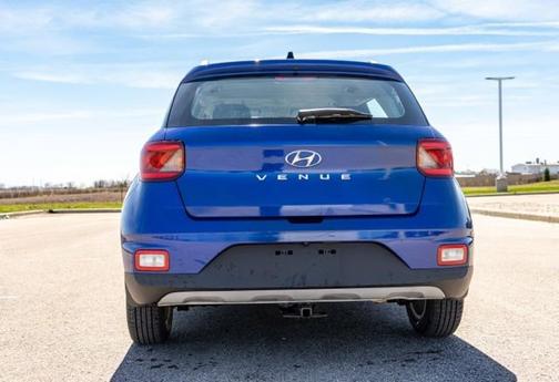2020 Hyundai VENUE SEL