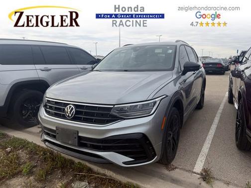 2022 Volkswagen Tiguan SE R-Line Black