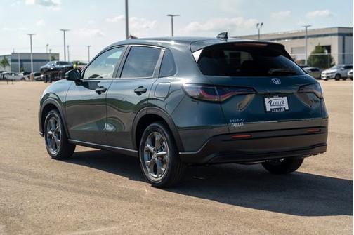 2026 Honda HR-V LX