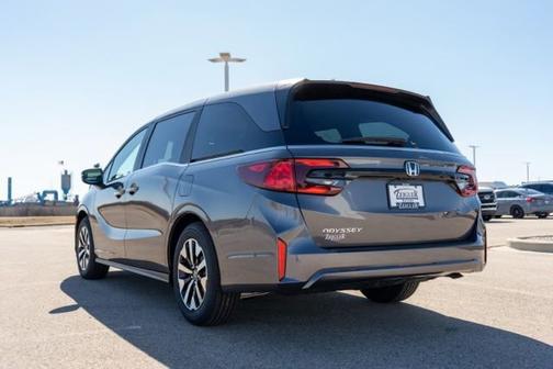 Modern Steel Metallic 2026 Honda Odyssey EX-L