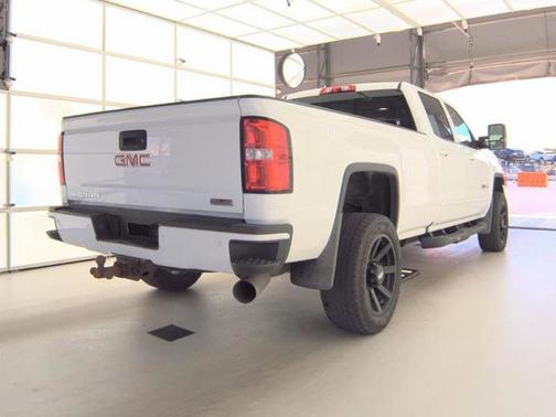 2018 GMC Sierra 2500 SLT