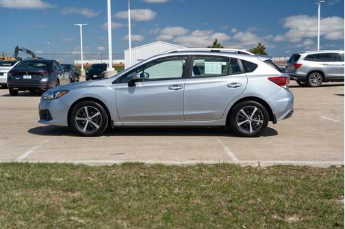 2023 Subaru Impreza Premium