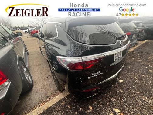 2022 Buick Enclave Essence