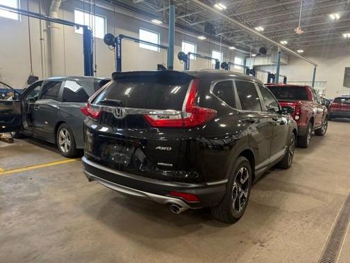 Crystal Black Pearl 2019 Honda CR-V Touring