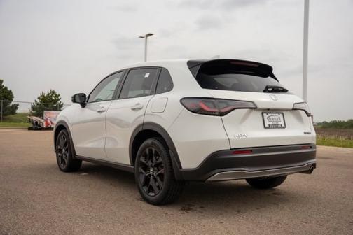 Platinum White Pearl 2024 Honda HR-V Sport