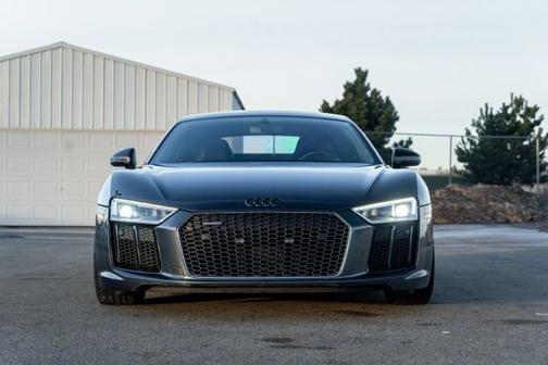 2018 Audi R8 V10 plus