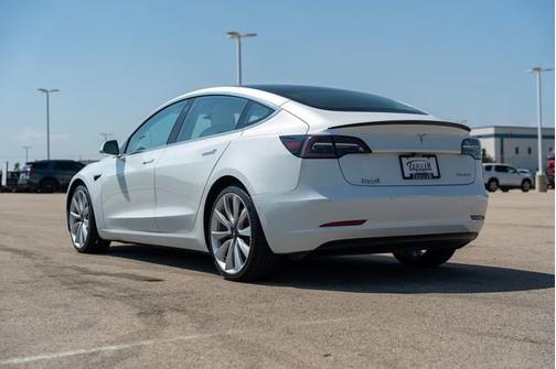 2018 Tesla Model 3 Long Range