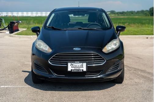 2016 Ford Fiesta S