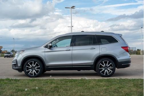 2019 Honda Pilot Touring 8-Passenger