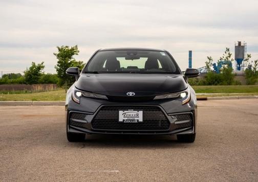 Black Sand Pearl 2021 Toyota Corolla SE