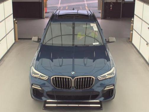 2020 BMW X5 M50i