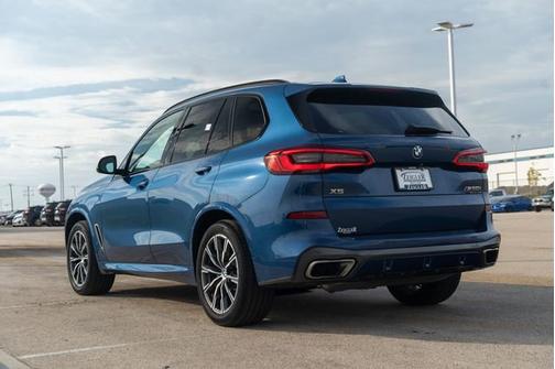 2020 BMW X5 M50i