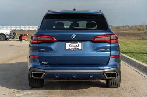 2020 BMW X5 M50i