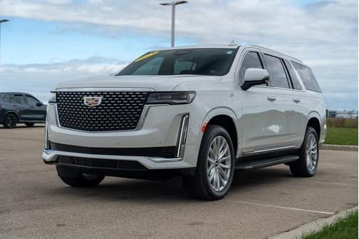 2023 Cadillac Escalade ESV 4WD Luxury