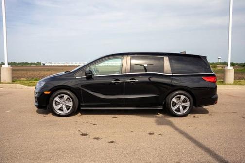 Crystal Black Pearl 2020 Honda Odyssey EX