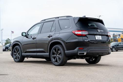 2025 Honda Pilot Black Edition