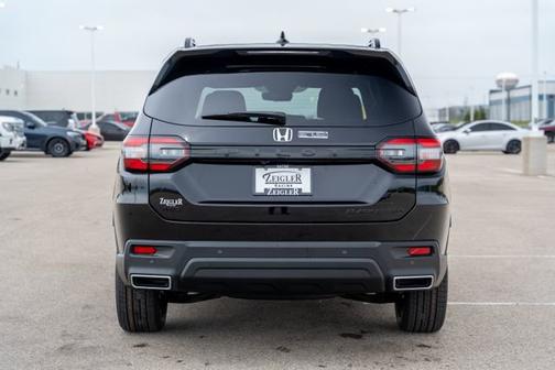 2025 Honda Pilot Black Edition