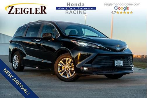 2022 Toyota Sienna XLE