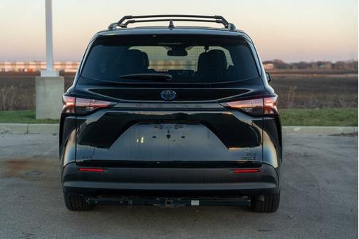 2022 Toyota Sienna XLE