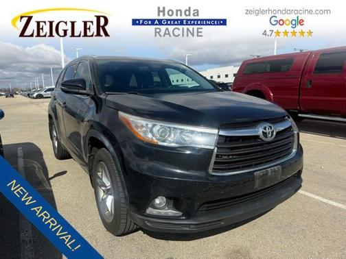 Midnight Black Metallic 2016 Toyota Highlander Limited