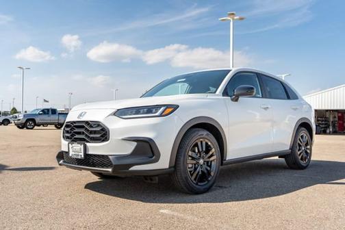 Platinum White Pearl 2026 Honda HR-V Sport