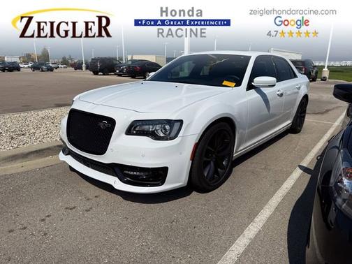 2023 Chrysler 300 300C