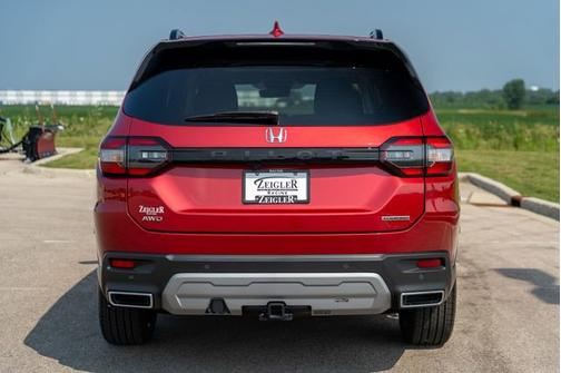 2025 Honda Pilot Touring