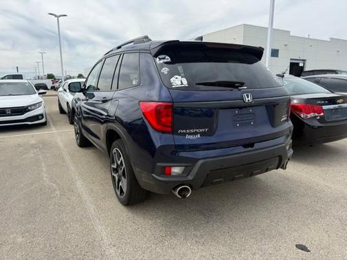 Obsidian Blue Pearl 2023 Honda Passport Elite
