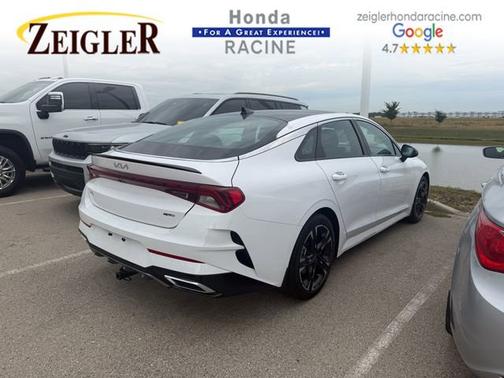 2024 Kia K5 GT-Line