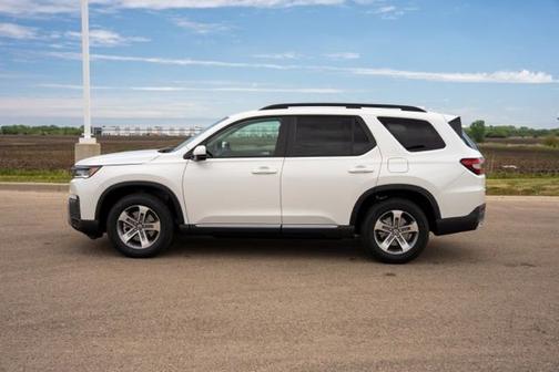 White 2026 Honda Pilot EX-L