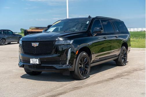 2022 Cadillac Escalade ESV Sport Platinum