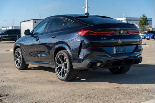 2023 BMW X6 xDrive40i